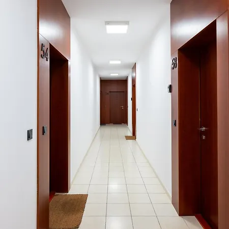 Lejlighed Wola Burakowska Standard By Bookinghost *