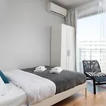 Apartamento Wola Burakowska Standard By Bookinghost *