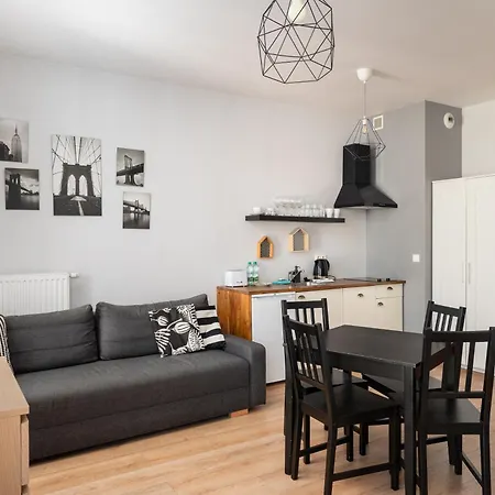 Wola Burakowska Standard By Bookinghost Apartamento *